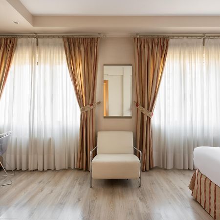 Crisol Almirante Bonifaz Hotel Burgo Kültér fotó
